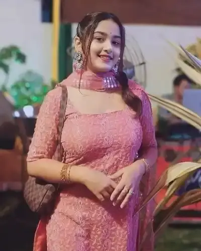 Call Girls Paharganj Cash On Delivery